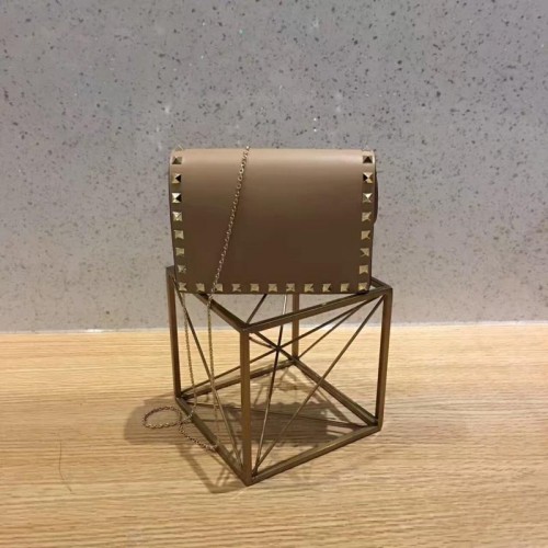 Kožená kabelka Valentino Garavani Rockstud 01327 meruňková