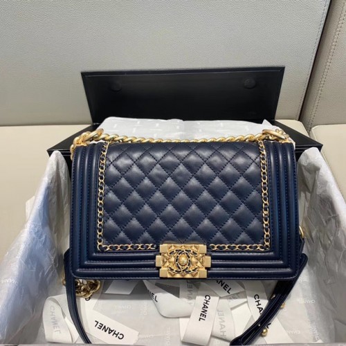 CHANEL kabelka s klopou A67086 tmavě modrá
