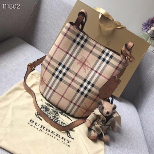 Malá kožená taška BURBERRY Banner s vintage kostkou 1581 hnědá