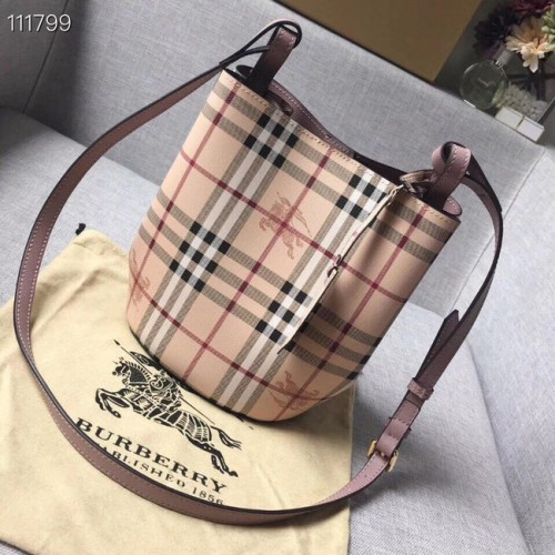 Malá kožená taška BURBERRY Banner s vintage kostkou 1581 růžová