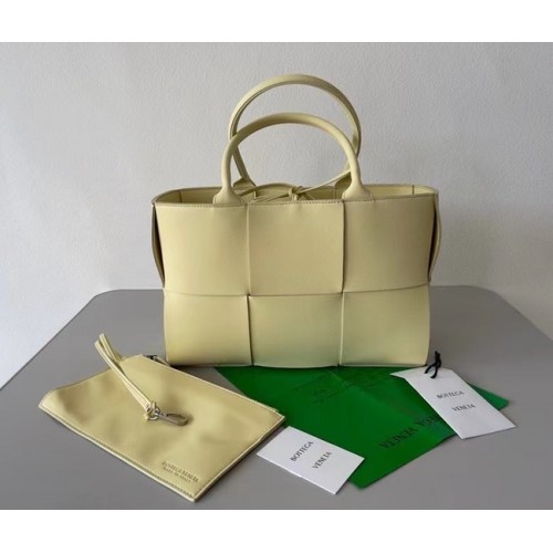 Bottega Veneta ARCO TOTE 652867 žlutá