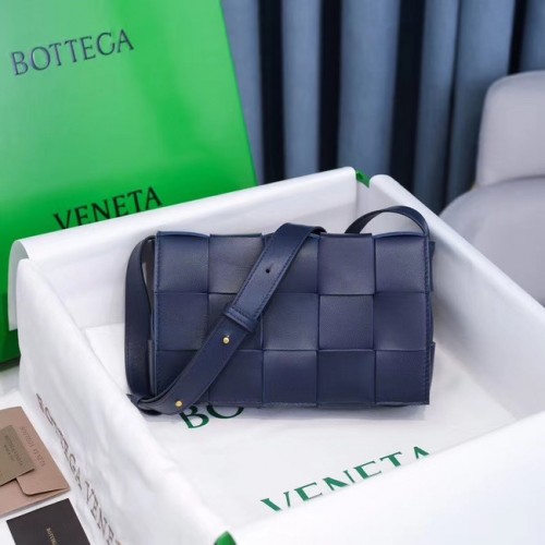Bottega Veneta CASSETTE BAG 578004 Královská modrá