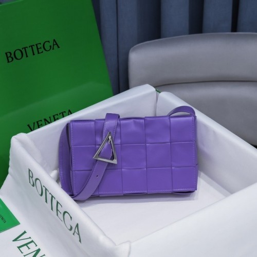 Bottega Veneta CASSETTES 018101 Levandulové