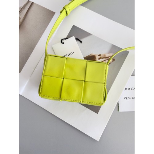 Bottega Veneta Candy Cassette A666688 citron