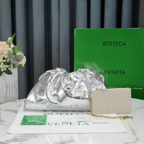 Kožená kabelka Bottega Veneta 576227 stříbrná