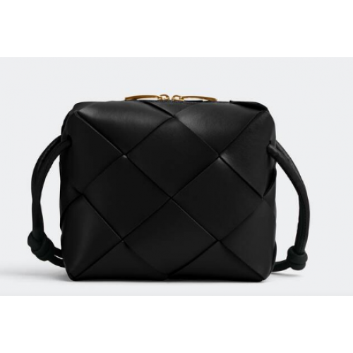 Bottega Veneta Mini Cassette Fotobrašna 701915 černá