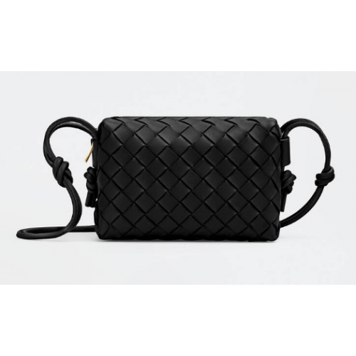 Bottega Veneta Mini intrecciato kožená crossbody kabelka 680254 černá