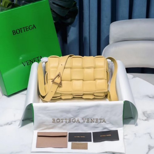 Bottega Veneta Polstrovaná taška na kazety 591970 ŽLUTÁ