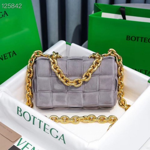 Bottega Veneta PADDED CASSETTE Velvet Bag 591971 Šedá