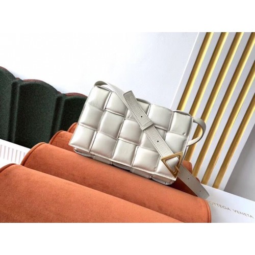 Bottega Veneta Ovčí Tkaná Kožená Taška BV3996 Bílá