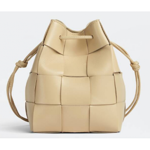 Bottega Veneta Malá Cassette Bucket Bag 680218 Kaše