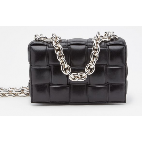 Bottega Veneta THE CHAIN CASSETTE Expedited Delivery 631421 černá Hardware: Stříbrná povrchová úprava