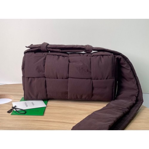 Bottega Veneta nylon 591977 vínová