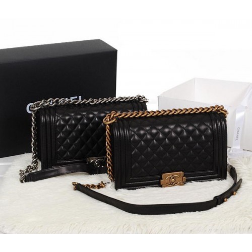 Chlapecká kabelka Chanel A67086 Black Flap Ramenní taška z originální telecí kůže