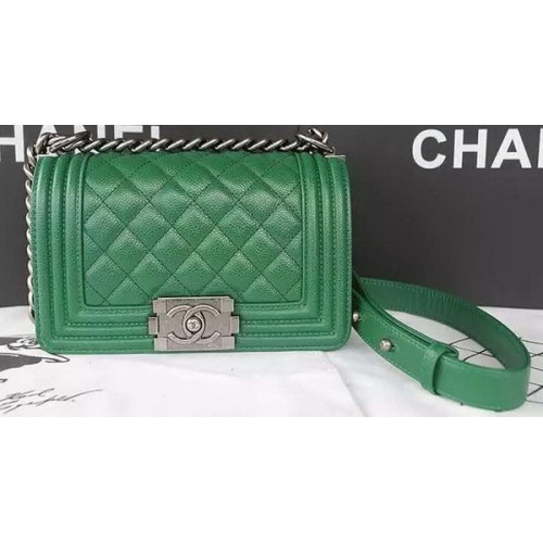 Chlapecká kabelka Chanel s klopou přes rameno Caviar Leather A67085 zelená