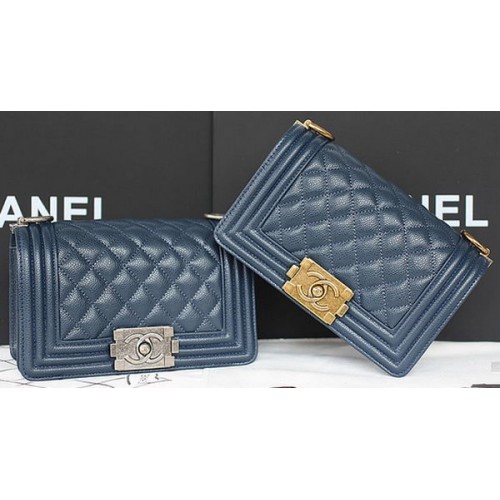 Miniaturní kabelka Chanel s klopou, originální vzor Cannage A67085, královská modrá
