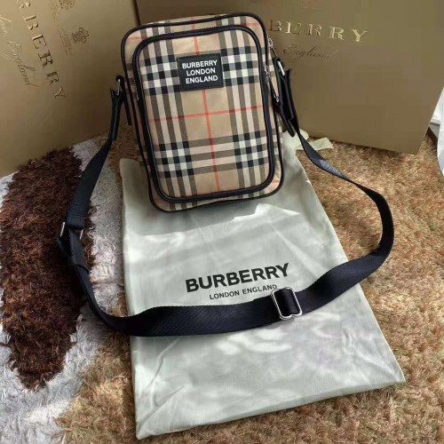 Kabelka přes rameno BurBerry 8045 hnědá