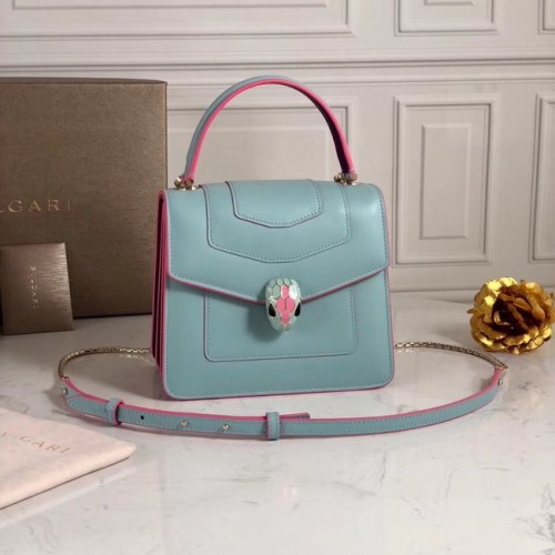 Malá kožená crossbody kabelka Bvlgari Serpenti Forever 70736 světle modrá