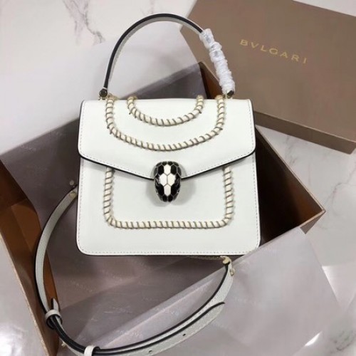 Bvlgari Serpenti Forever kožená malá crossbody kabelka B286999 bílá