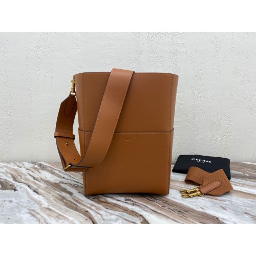 Celine kožená kabelka Sangle Seau C3371-2 hnědá