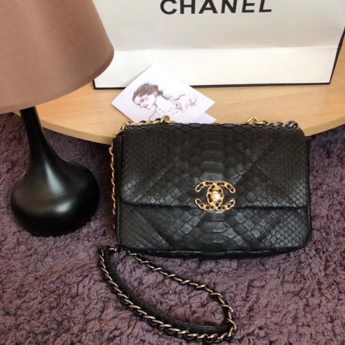 CHANEL 19 Flap Bag Originální klopová kabelka z hadí kůže AS1160 Černá