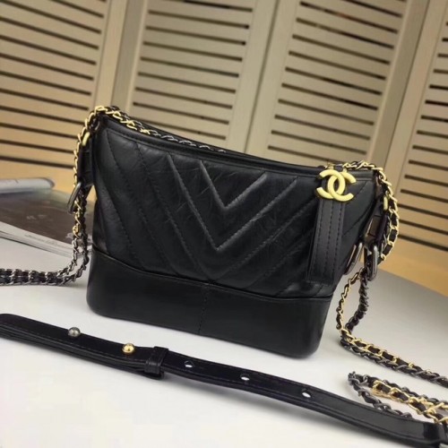 CHANEL GABRIELLE Originální kožená kabelka Hobo A93841 černá