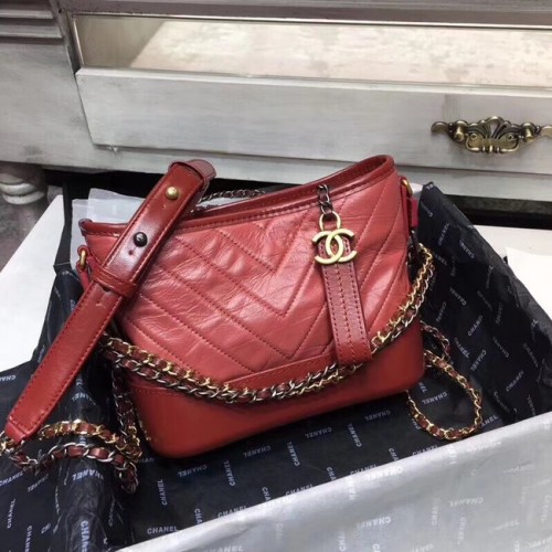 CHANEL GABRIELLE Originální kožená kabelka Hobo A93841 červená