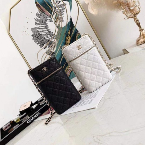 Kabelka přes rameno s telefonem na řetízku CHANEL AP2084