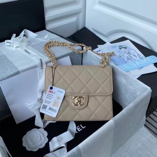 Mini kabelka CHANEL s klopou AS2468 Meruňková