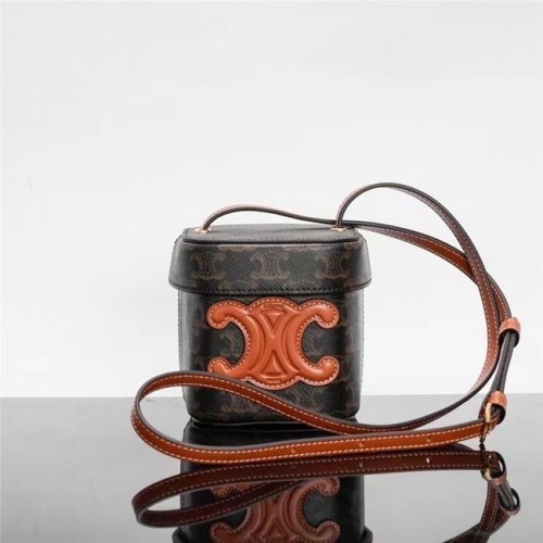 Celine MINI TEEN KLASICKÁ TAŠKA Z PLÁTNA A TELECÍ KŮŽE TRIOMPHE 199263 černá