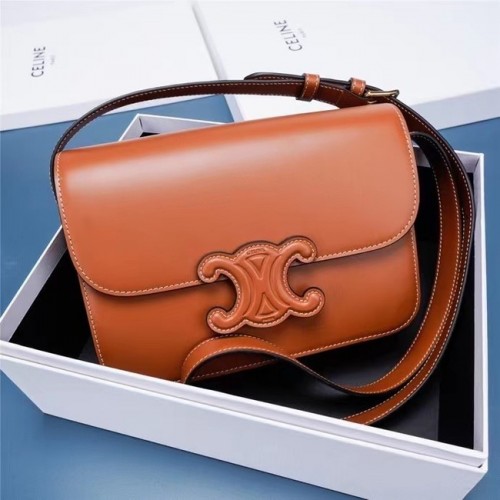 Celine TEEN KLASICKÁ TAŠKA V KRABICI Z TELECÍ KŮŽE 199223 HNĚDÁ