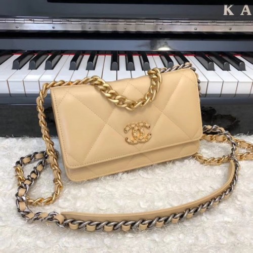 Chanel 19 Klasická kožená peněženka s řetízkem z ovčí kůže AP0957 meruňková