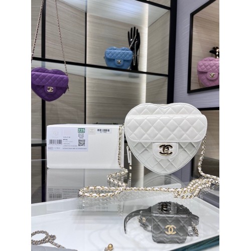 Chanel 2022S Love Heart Originální jehněčí crossbody kabelka AS3191Y bílá
