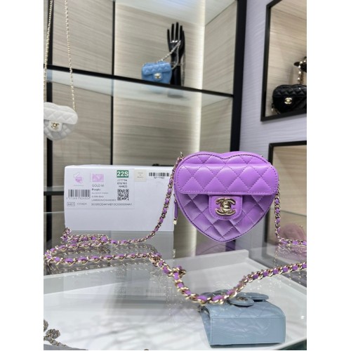 Chanel 2022S Love Heart mini jehněčí crossbody kabelka AO2784 fialová