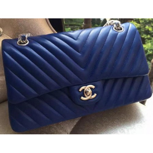 Kabelka Chanel řady 2.55 Flap, modrá jehněčí kůže, chevronový vzor, A01112, stříbrná