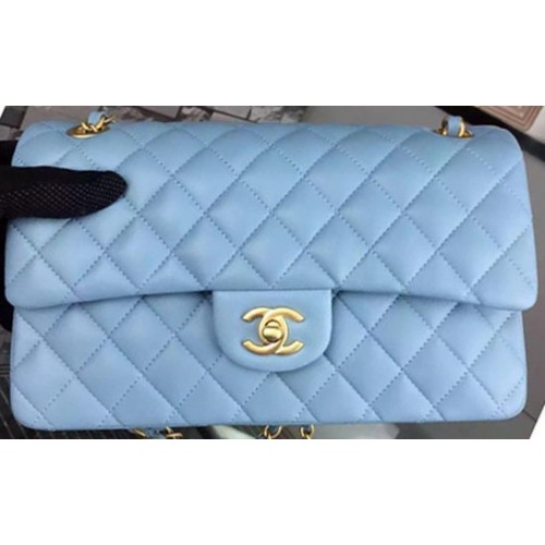 Kabelka Chanel 2.55 Series Flap Sky Blue z ovčí kůže A06375 zlatá
