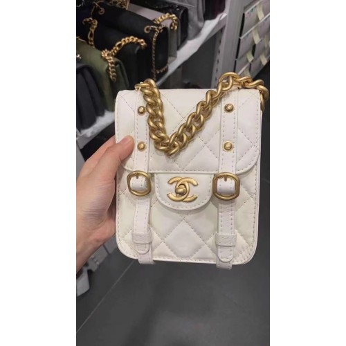 Chanel KLAPKA BAG z telecí kůže ve zlaté barvě AS2695 bílá