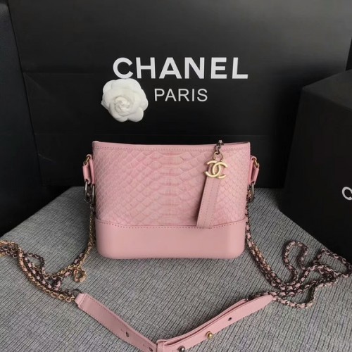 Chanel Gabrielle Mini Kabelka Přes Rameno Originální Python Kůže 8122A Růžová
