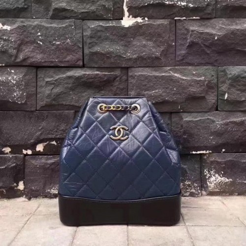 Kabelka Chanel Hobo z ovčí kůže A92994 modrá