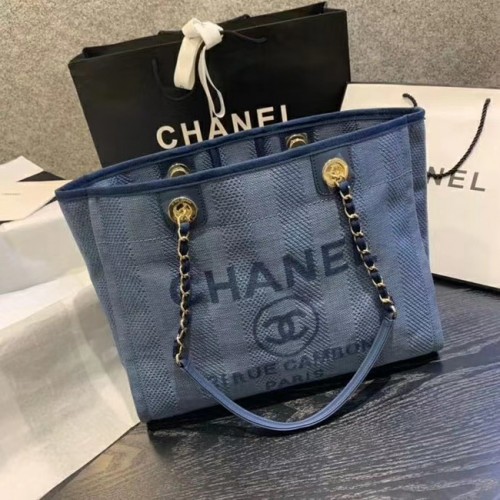 Velká kabelka přes rameno Chanel A67001 modrá