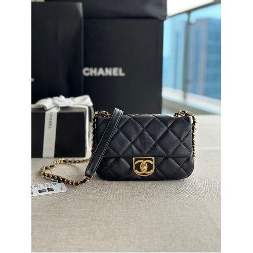 Chanel MINI FLAP BAG Lambskin Gold-Tone Metal AS3473 černá