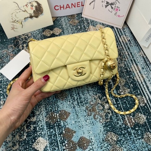 Chanel MINI Flap Bag Originální ovčí kůže 1116 světle žlutá
