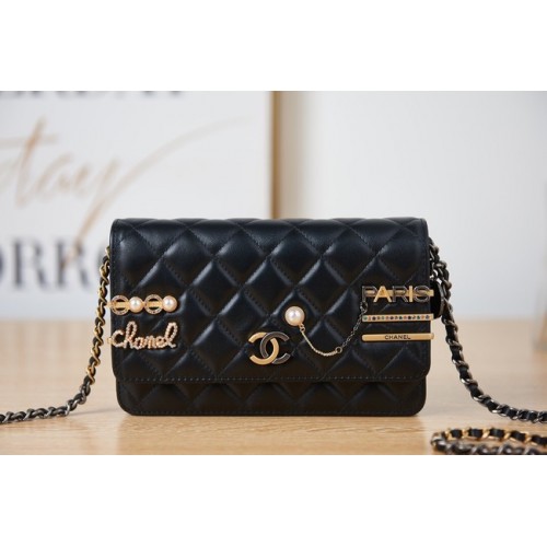 Chanel MALÁ KLOPOVÁ KABELKA AP2508 černá