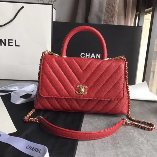 Malá klopová kabelka Chanel s horním uchem A92990 červená