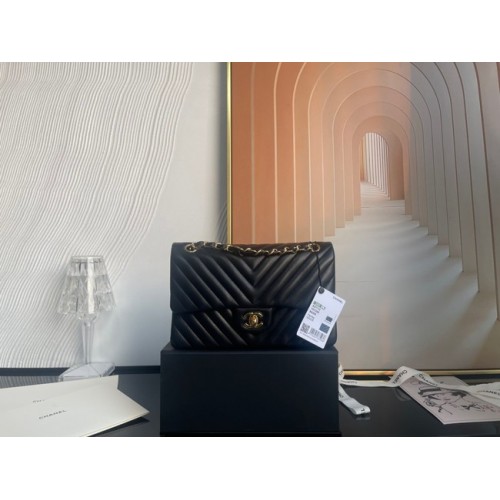 Klasická kabelka Chanel z jehněčí kůže, zlatá, kovová, V01112, černá