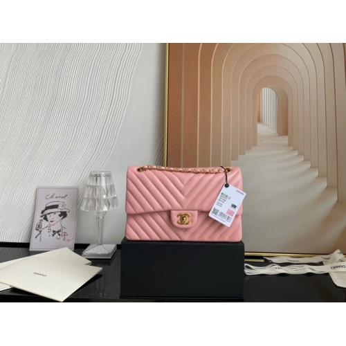 Klasická kabelka Chanel z jehněčí kůže, zlatá, kovová, V01112 růžová
