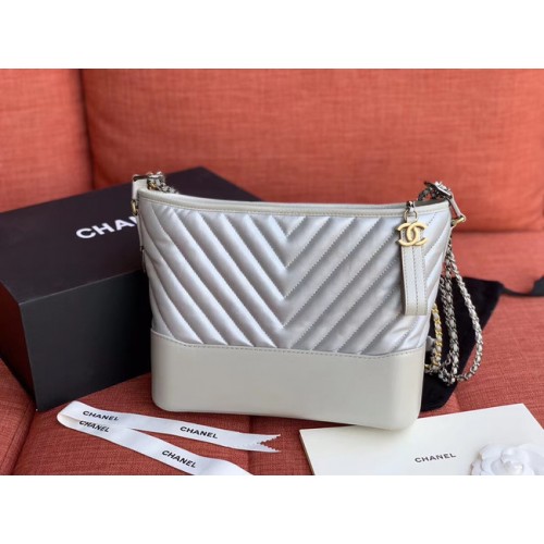 Kabelka Chanel Gabrielle hobo A93824 světle modrá