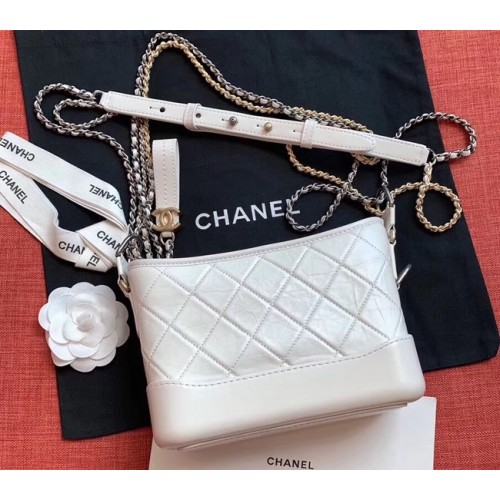 Malá hobo kabelka Chanel Gabrielle A91810 bílá