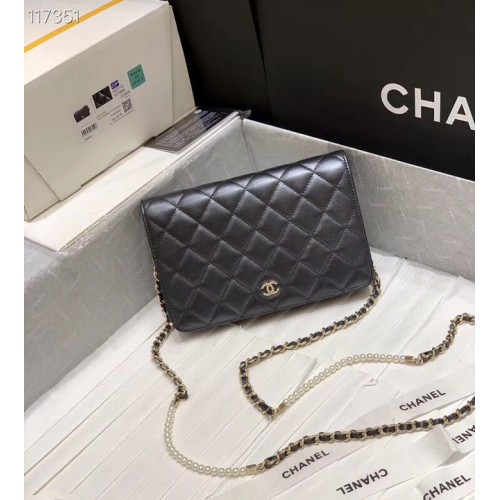 Mini peněženka Chanel na řetízku, kovová zlatá A84277, černá