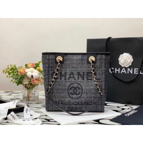 Malá nákupní taška Chanel A66940 černá